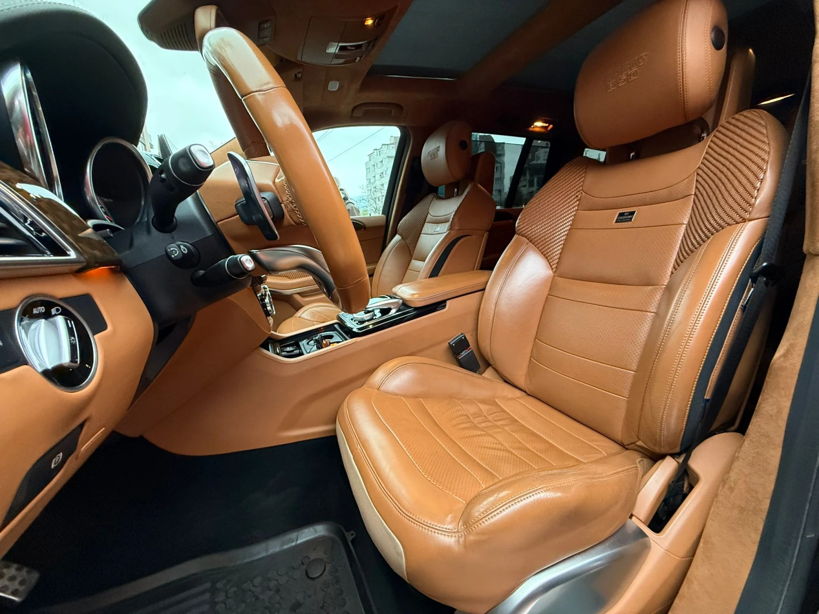 Mercedes-Benz GLS 63 AMG BBRABUS 850/CARBON, снимка 12 - Автомобили и джипове - 53994250