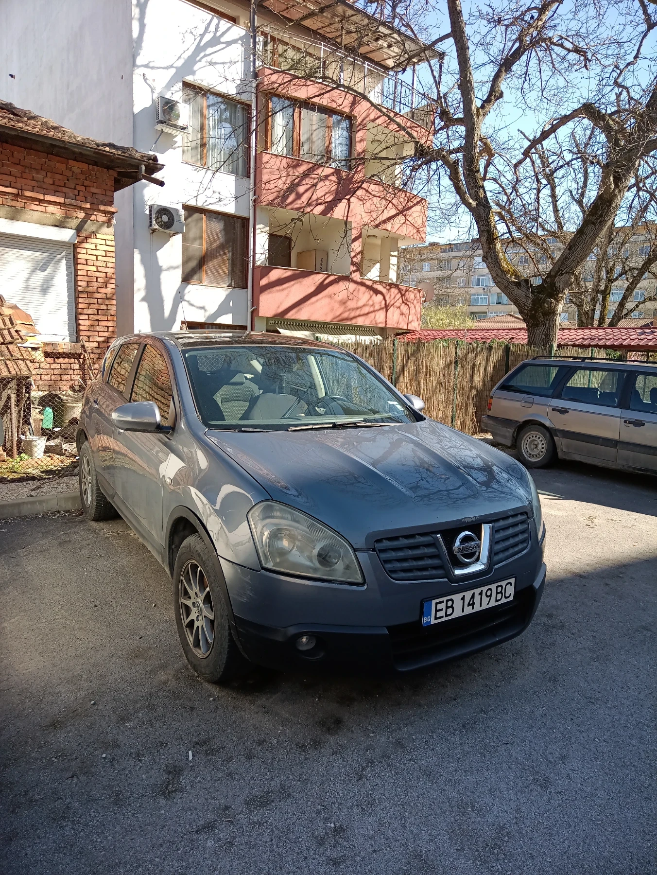 Nissan Qashqai 1.5dci, снимка 4 - Автомобили и джипове - 54266200