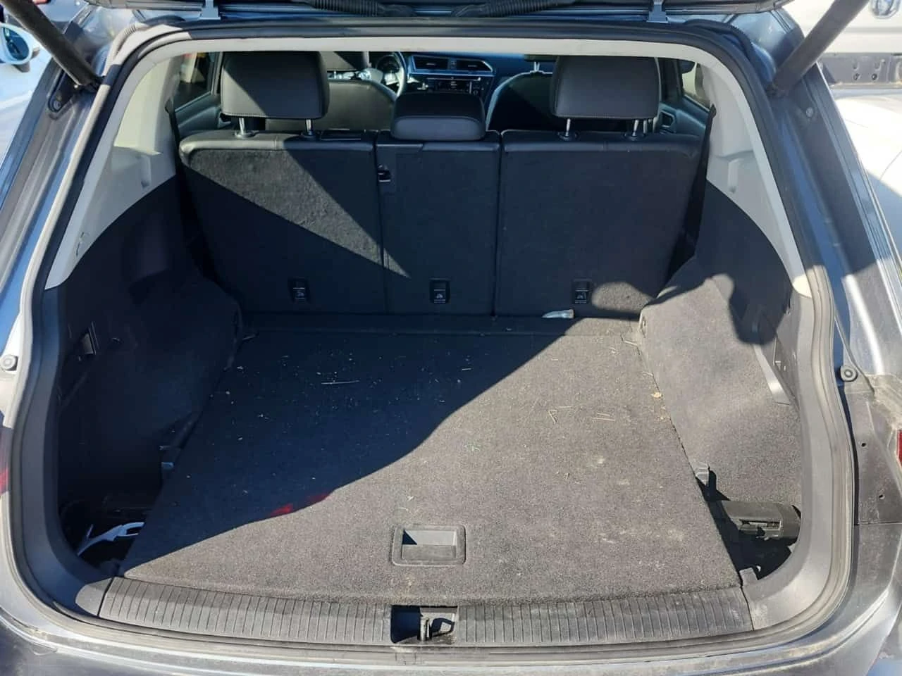 VW Tiguan * SEL * АВТОКРЕДИТ БЕЗ ПЪРВОНАЧАЛНА ВНОСКА * , снимка 12 - Автомобили и джипове - 54537777