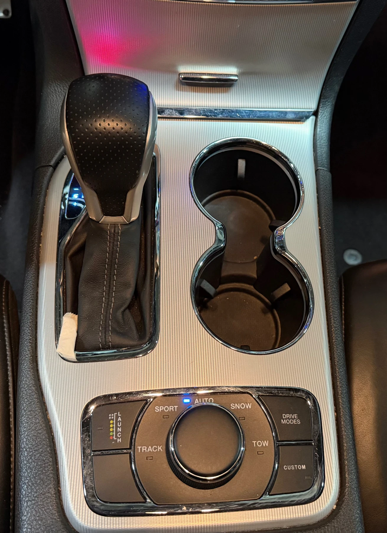 Jeep Grand cherokee 6.4 SRT/Facelift/Distronic/Panorama/Keyless/Harman, снимка 11 - Автомобили и джипове - 54824899