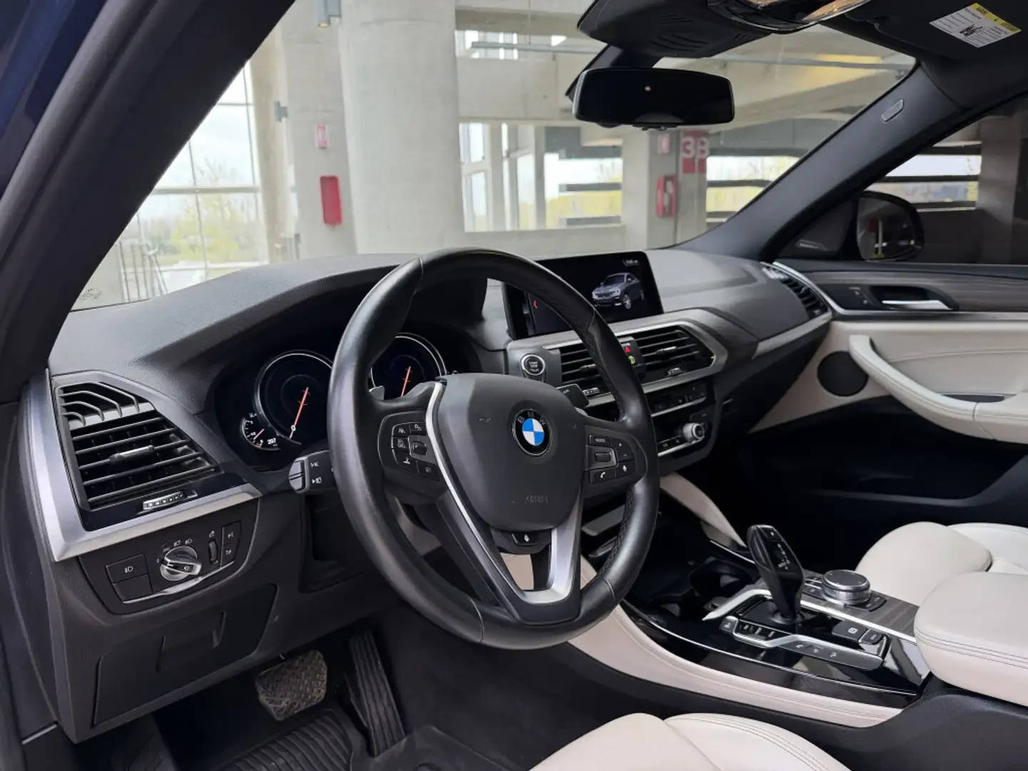 BMW X4 XDRIVE* 30i* ДИГИТАЛНО* ТАБЛО* ПОДГРЕВ* ОБДУХВАНЕ*, снимка 11 - Автомобили и джипове - 54943336