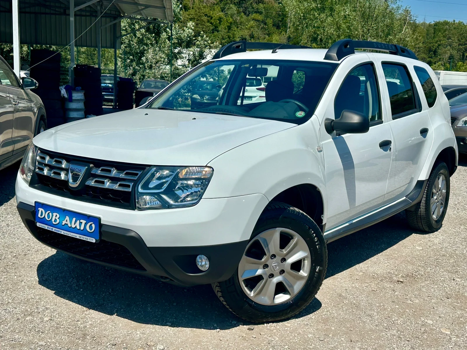 Dacia Duster 1.6i-БЕНЗИН-ГАЗ-НАВИ