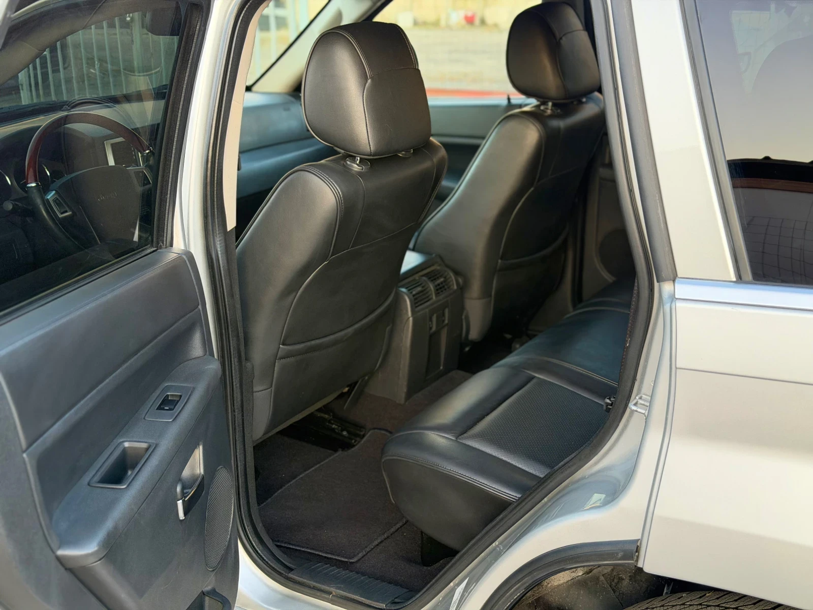 Jeep Grand cherokee 3.0Crd Overland Face 148хил Км Като Нов!, снимка 8 - Автомобили и джипове - 55631402