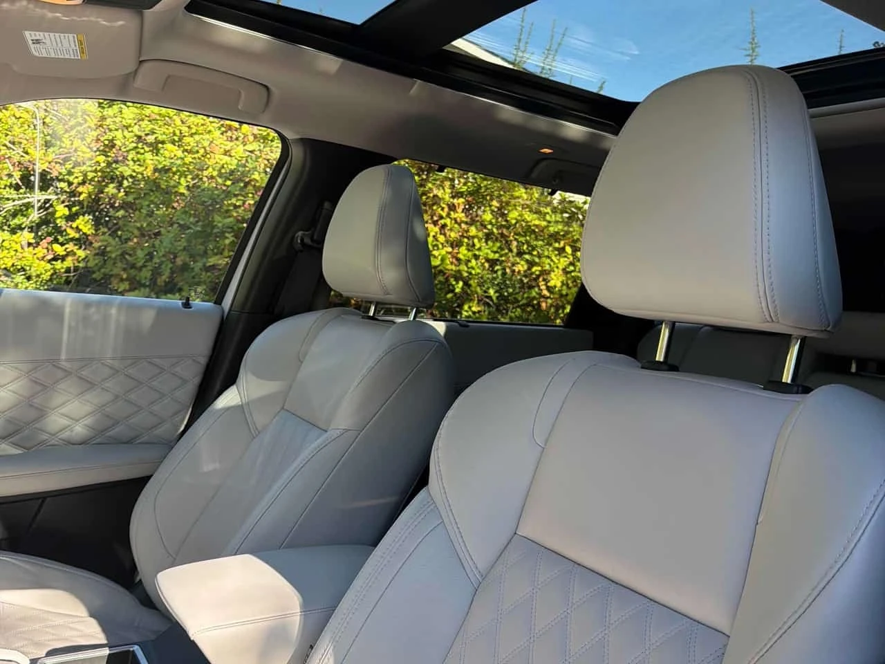 Mitsubishi Outlander * SEL, GT SR * CARFAX * ����� �� ����������� | Mobile.bg � ����������� 10