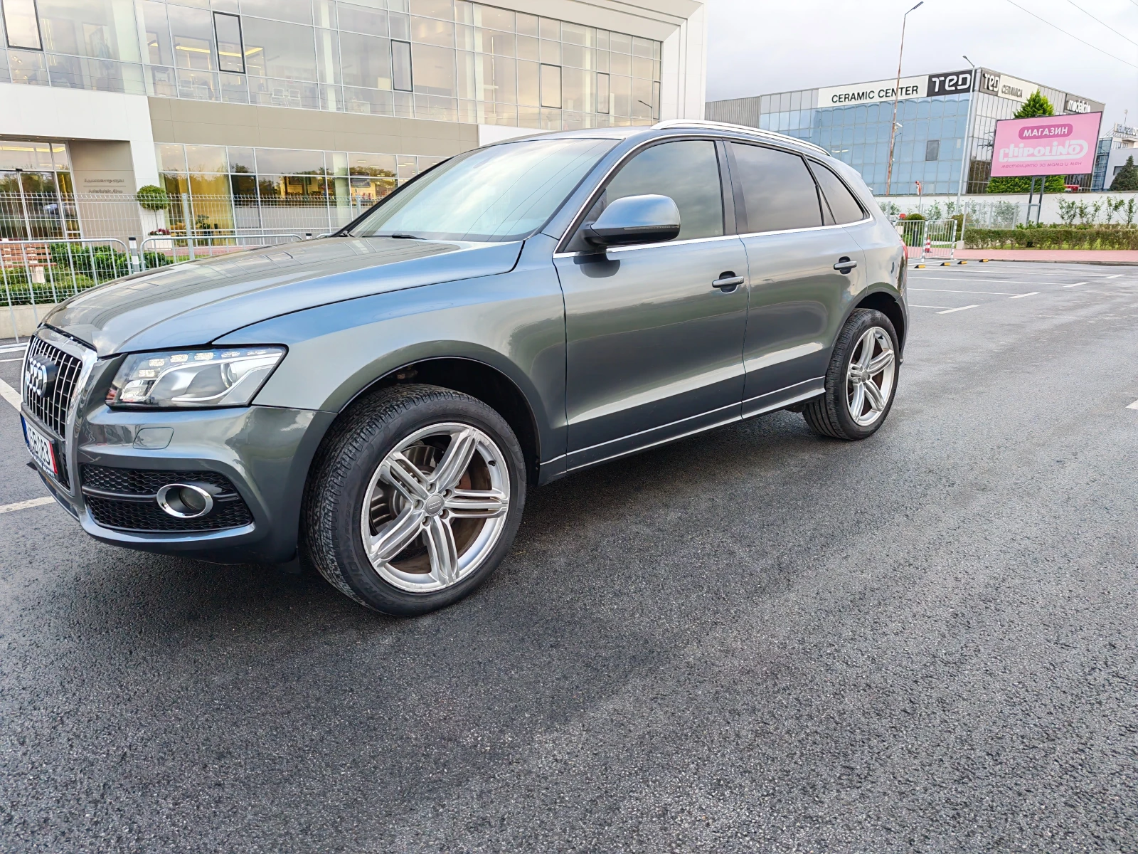 Audi Q5 3.0 TDI QUATTRO AVTOMAT, снимка 2 - Автомобили и джипове - 56741317