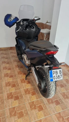 ����� �� �������� �� Honda Forza