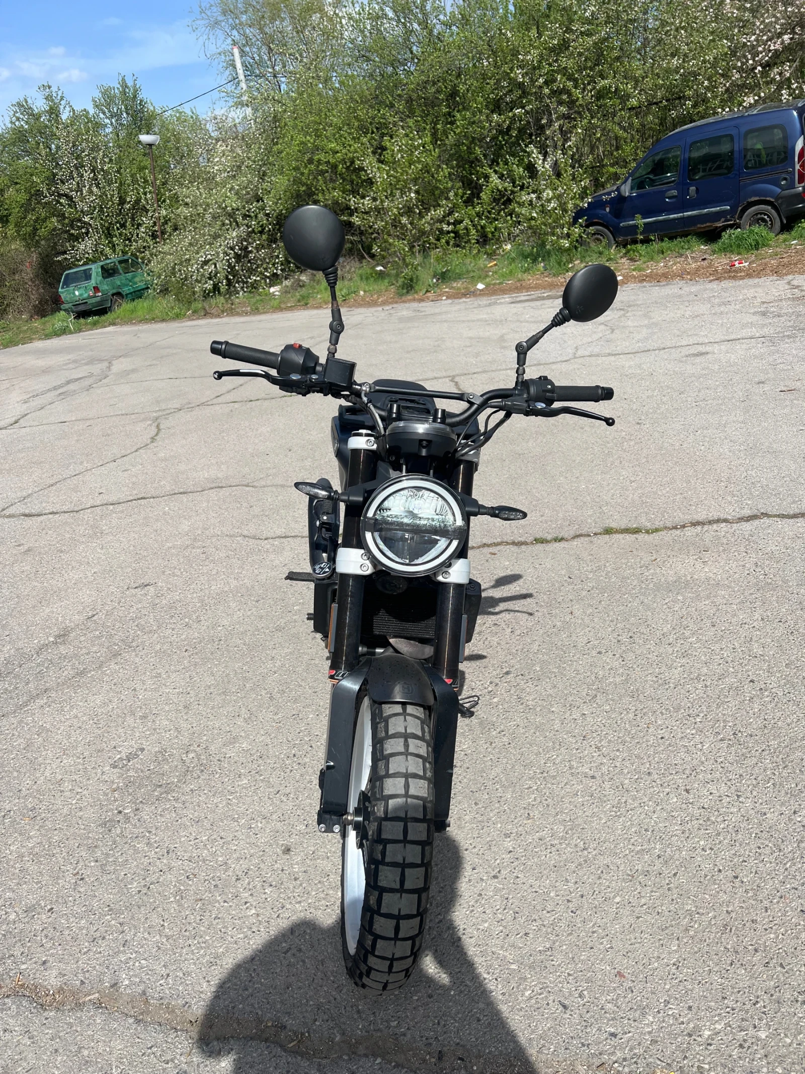 Husqvarna Svartpilen 401  - изображение 6