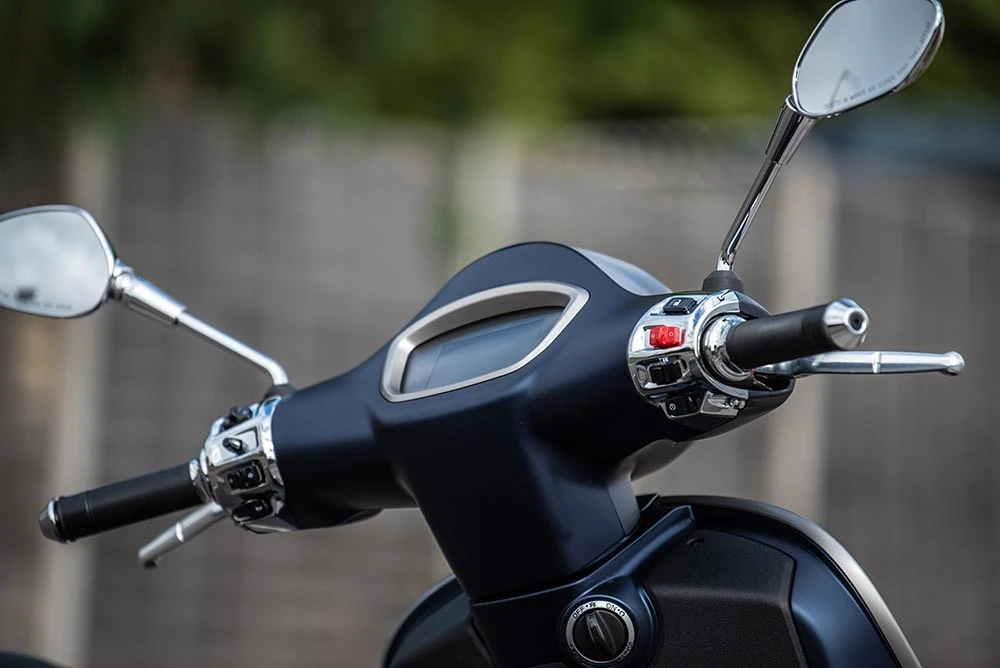 Vespa GTS 300  SuperTech - Blu Energico - изображение 2