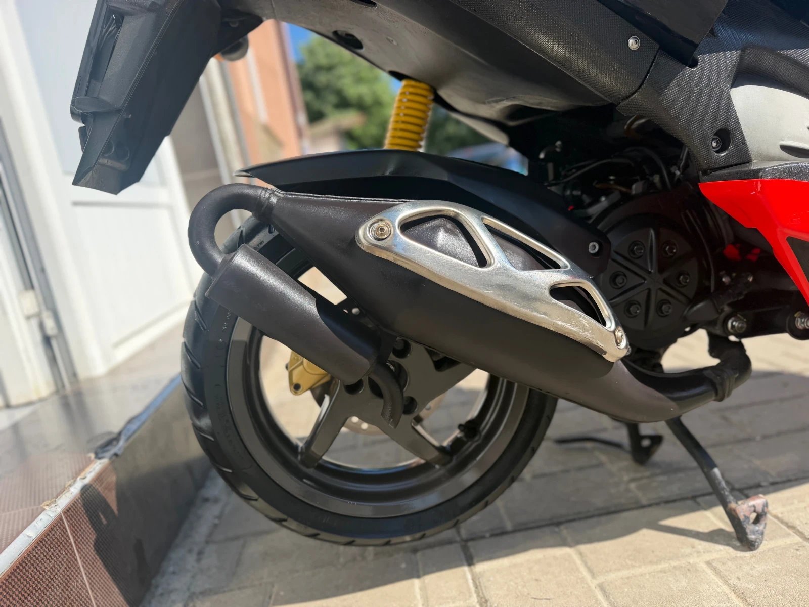 Aprilia Sr 50, снимка 15 - Мотоциклети и мототехника - 54594181
