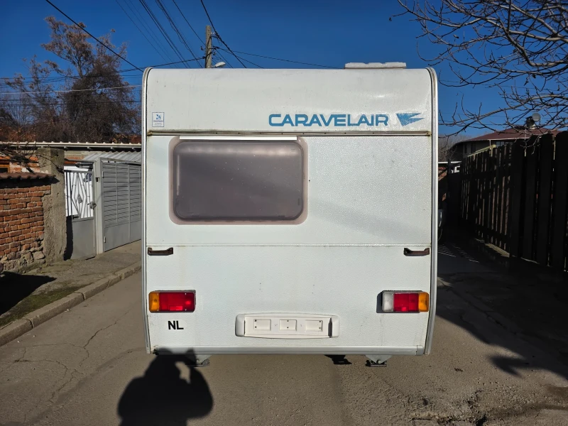 Каравана Adria CARAVELAIR ANTARA 400, снимка 3 - Каравани и кемпери - 52809875