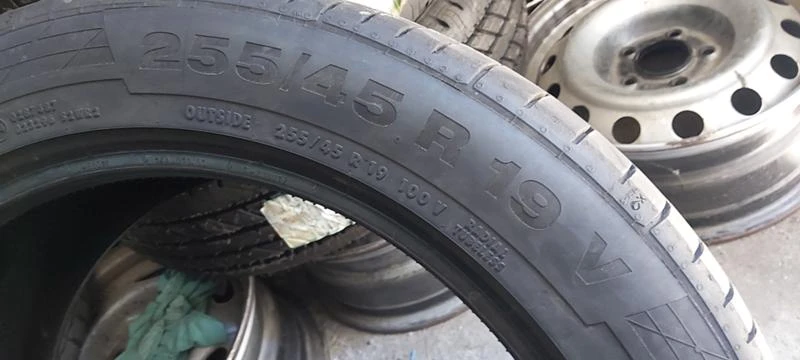 Гуми Летни 255/45R19, снимка 8 - Гуми и джанти - 33540119