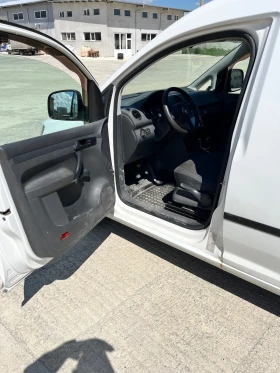 VW Caddy Maxxi Фабричен МЕТАН, снимка 9