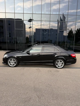 Mercedes-Benz E 350 E350CDI AMG| Панорамен покрив| Камера| Full екстри, снимка 5
