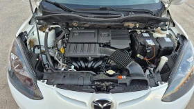 Mazda 2 1.3i 112000км FACELIFT Германия - 4200 € / 8214.49 лв. - 29711907 17