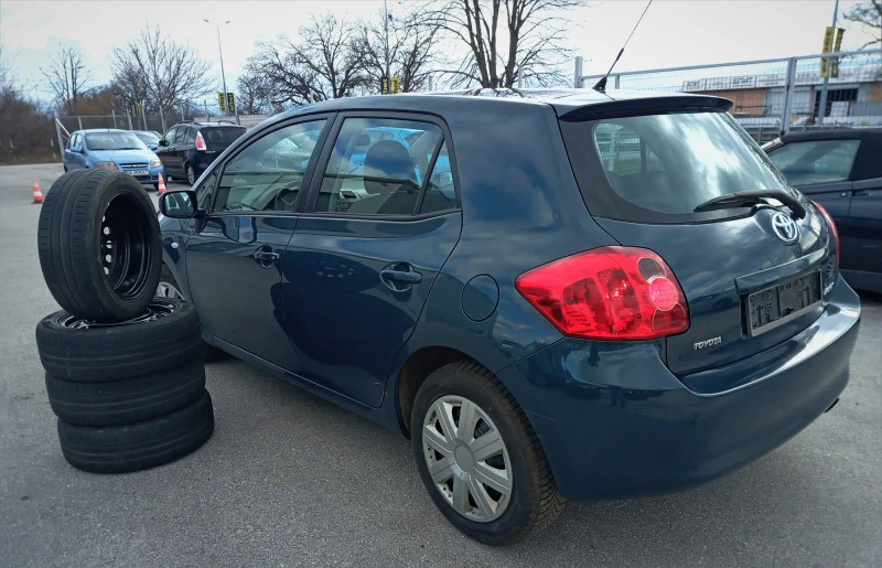 Toyota Auris 1.6VVT-i, снимка 6 - Автомобили и джипове - 39577148