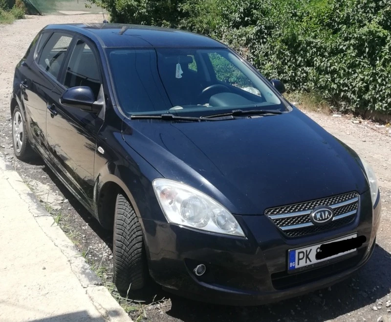 Kia Ceed, снимка 2 - Автомобили и джипове - 46570978