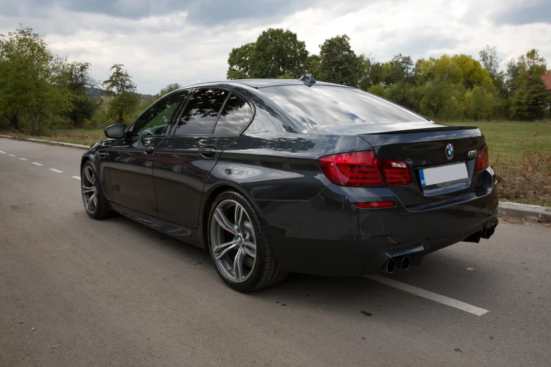 BMW M5, снимка 3 - Автомобили и джипове - 47393343