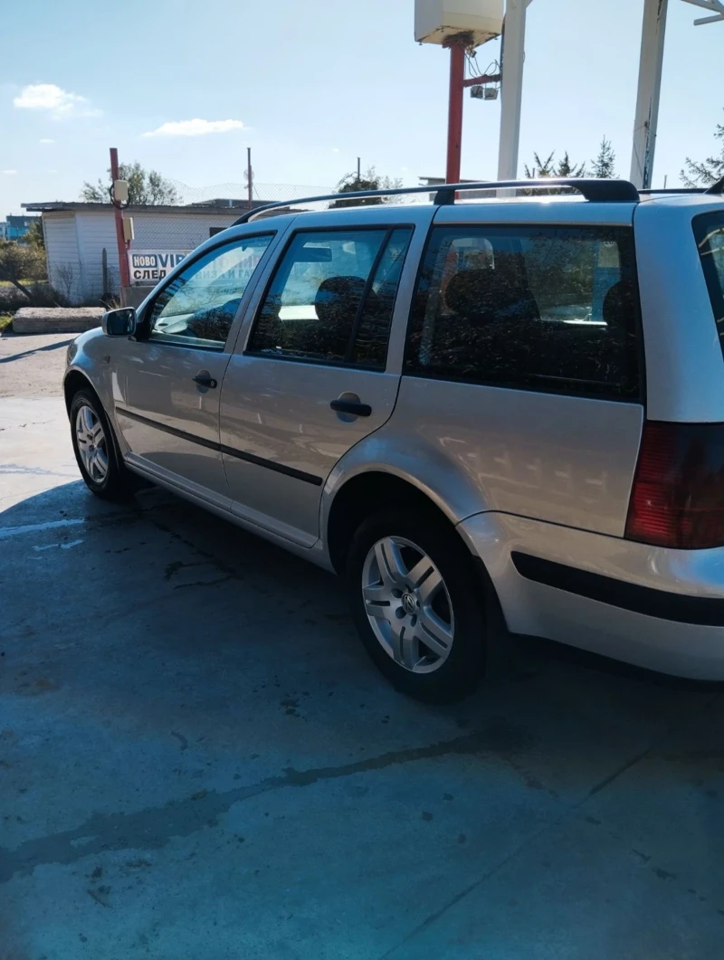 VW Golf 1.9 TDI, снимка 4 - Автомобили и джипове - 47717519