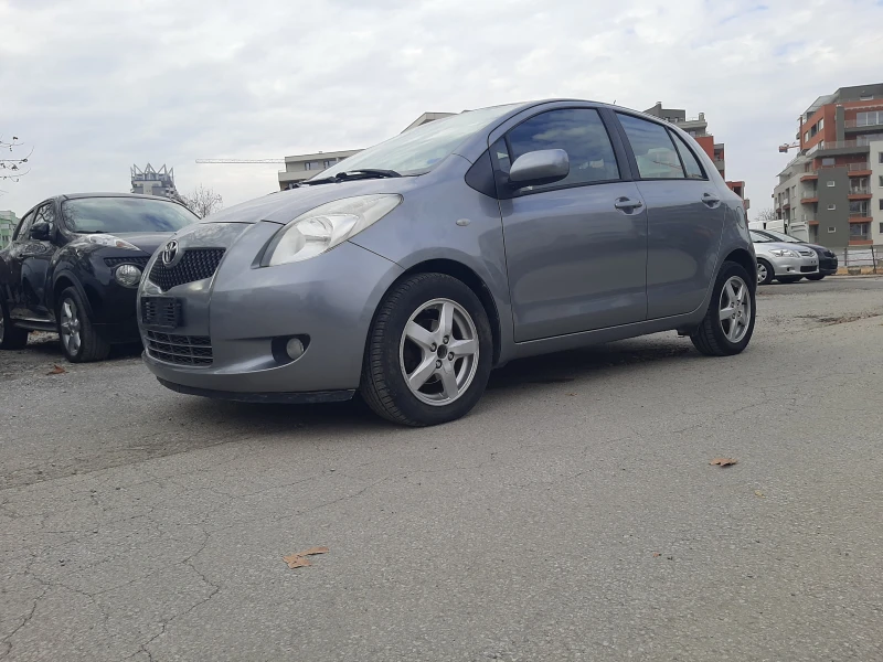 Toyota Yaris 13, бензин, снимка 14 - Автомобили и джипове - 48055742