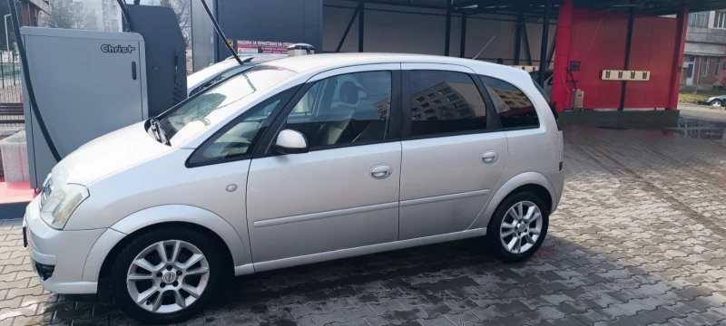 Opel Meriva, снимка 5 - Автомобили и джипове - 49318658