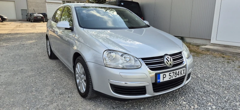 VW Jetta 1, 6I-Klimatronik, снимка 2 - Автомобили и джипове - 50806541