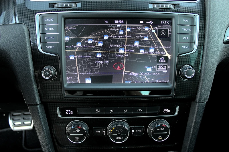 VW Golf 1.4GTE/DSG/PLUG-IN-HYBRID/DISTRONIC/KAMERA/LED/TOP, снимка 13 - Автомобили и джипове - 51801733