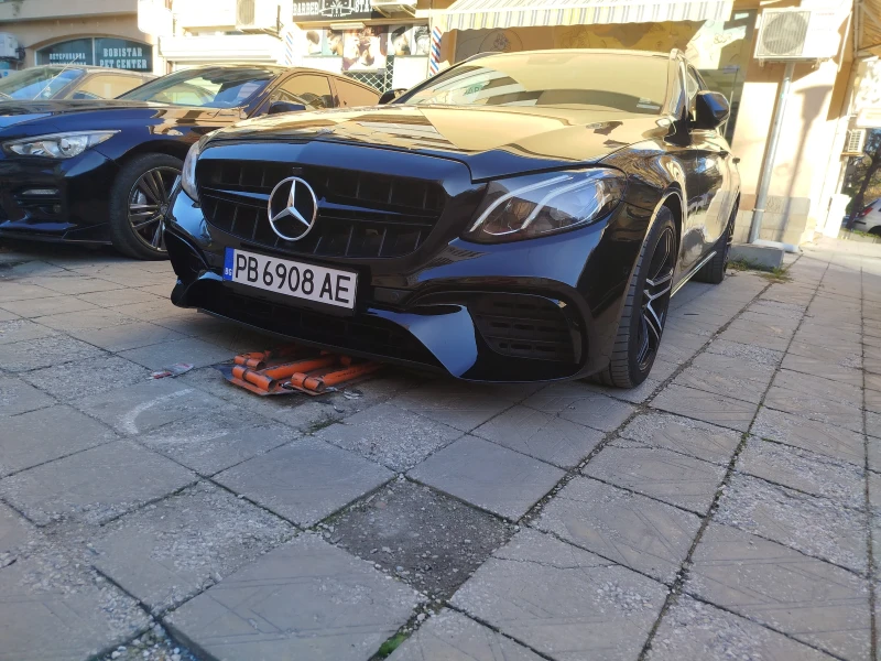 Mercedes-Benz E 220 2.2 cdi 4matik, снимка 2 - Автомобили и джипове - 52520449