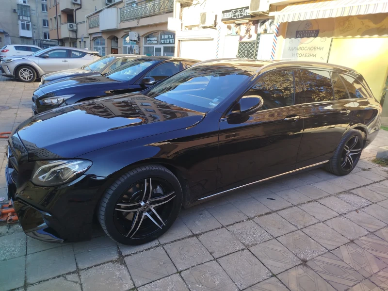 Mercedes-Benz E 220 2.2 cdi 4matik, снимка 4 - Автомобили и джипове - 52520449