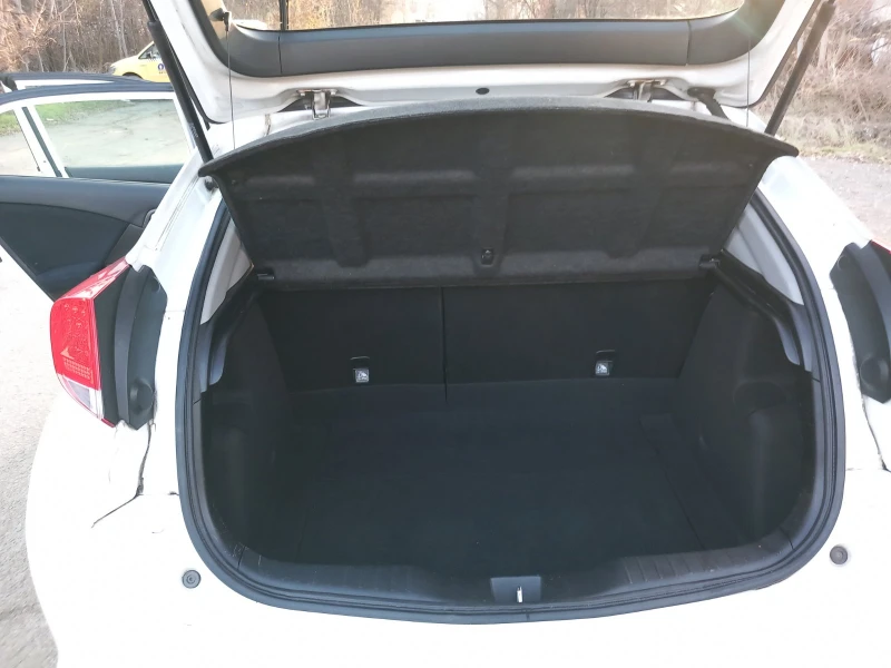 Honda Civic 1.8i V-TEC CARBON PACKET, снимка 13 - Автомобили и джипове - 52886173