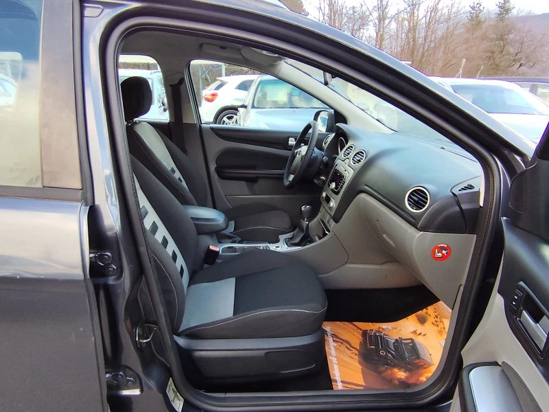 Ford Focus 1.6TDCi* EURO5A* KLIMA* , снимка 11 - Автомобили и джипове - 52966291