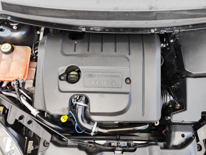 Ford Focus 1.6TDCi* EURO5A* KLIMA* , снимка 14 - Автомобили и джипове - 52966291