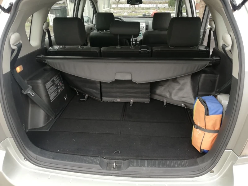 Toyota Corolla verso, снимка 15 - Автомобили и джипове - 53162063