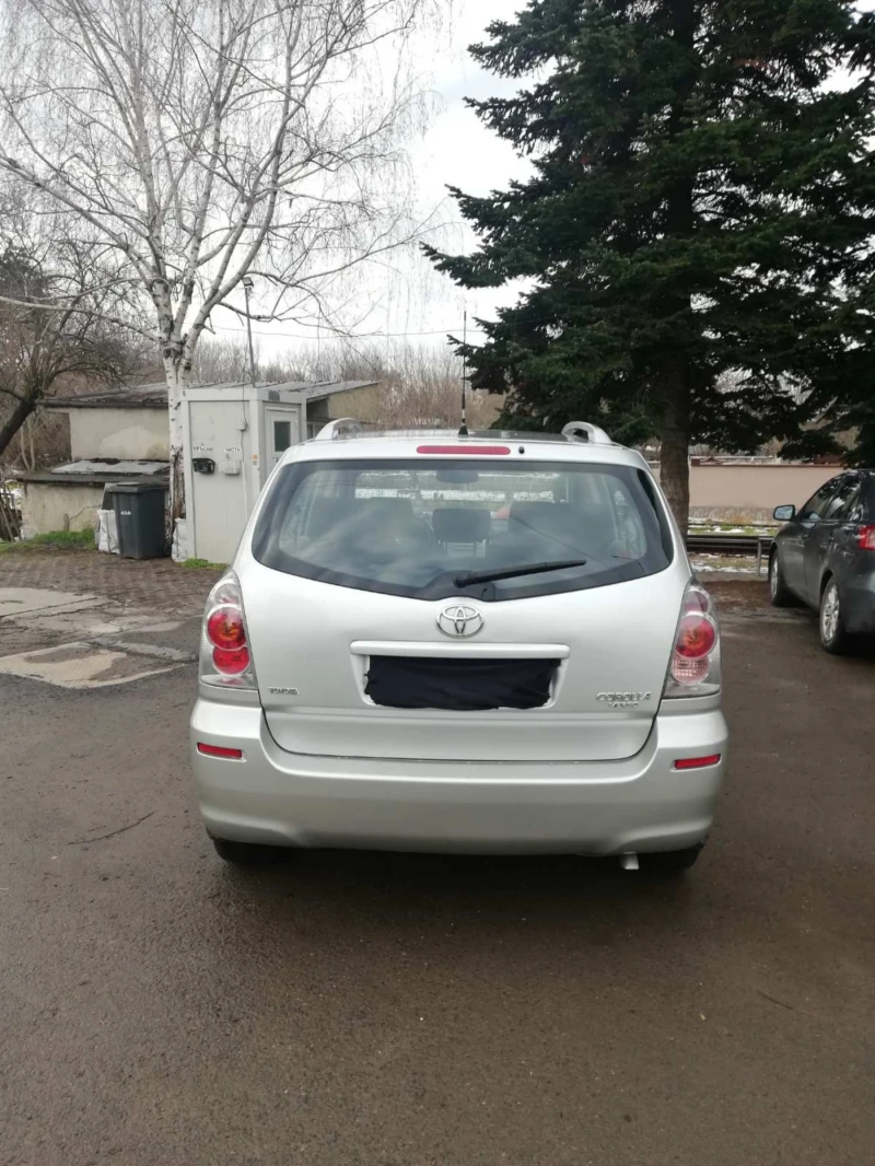 Toyota Corolla verso, снимка 11 - Автомобили и джипове - 53162063