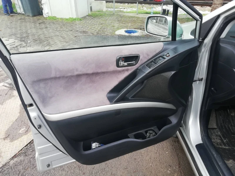 Toyota Corolla verso, снимка 7 - Автомобили и джипове - 53162063