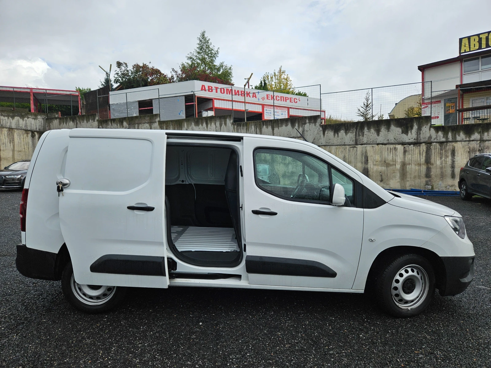 Opel Combo Maxi - изображение 8