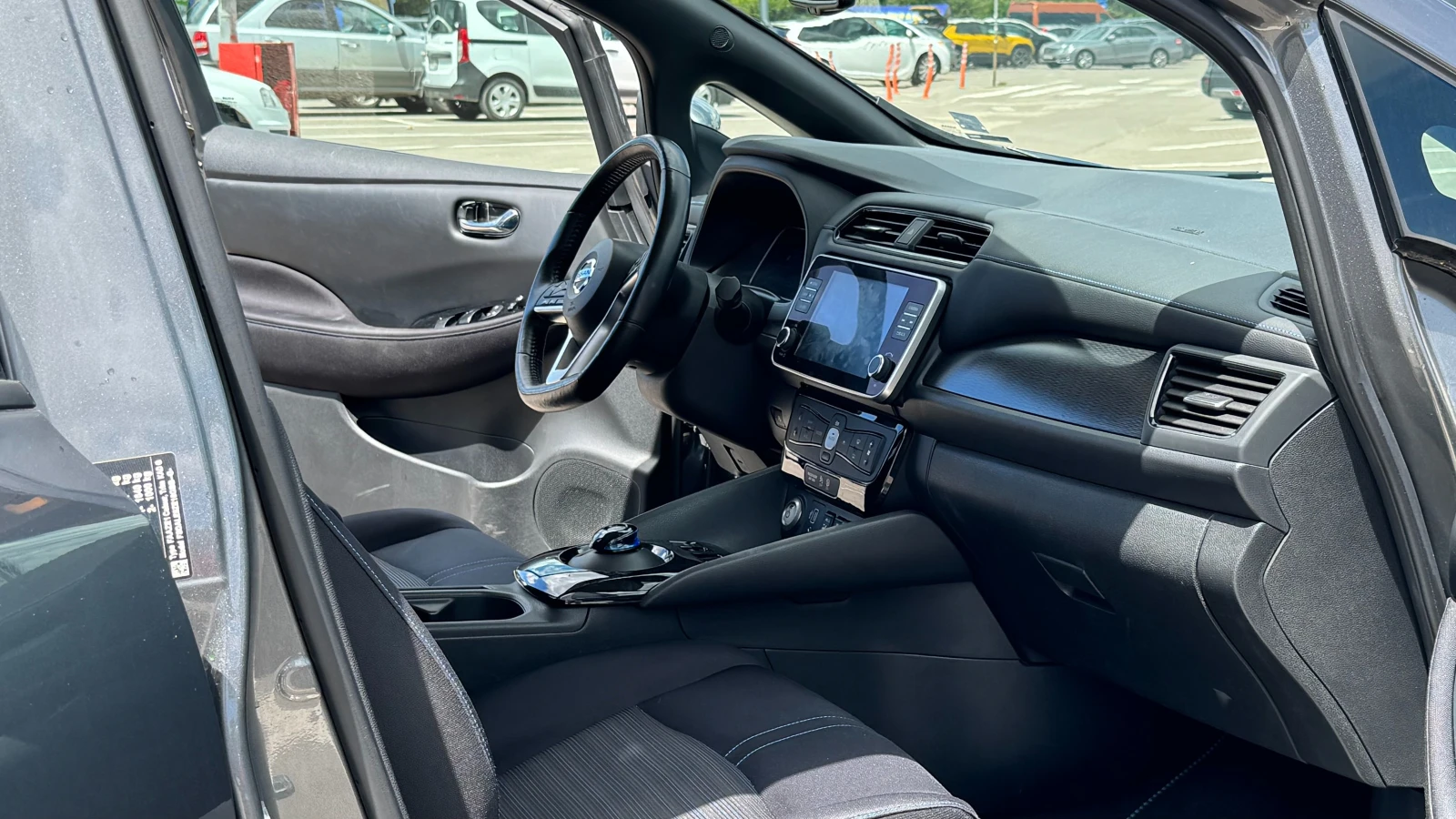 Nissan Leaf  НОВ ВНОС - изображение 9