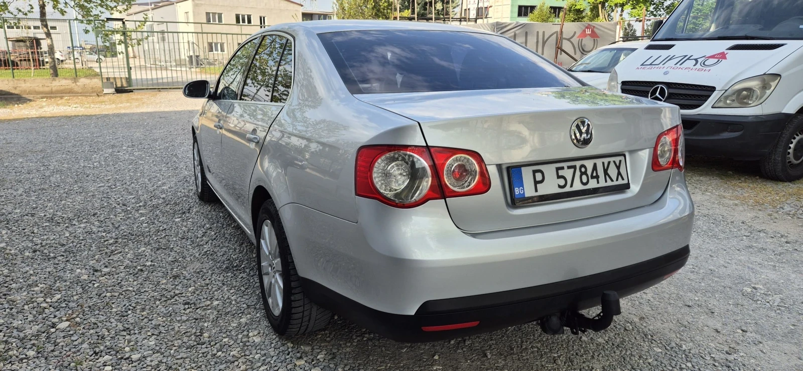 VW Jetta 1, 6I-Klimatronik - изображение 4