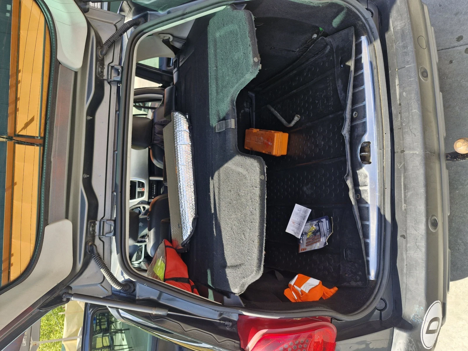 Peugeot 207 SW 1.6 HDI OUTDOOR - изображение 6