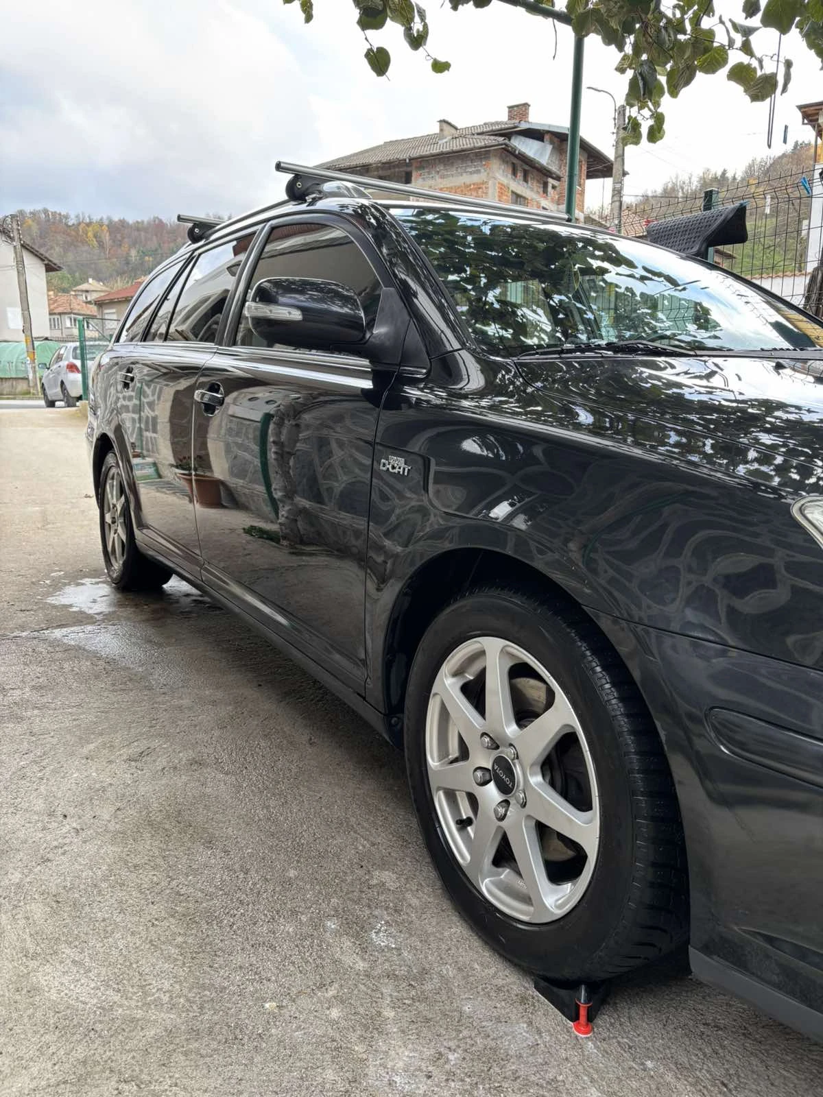 Toyota Avensis  - изображение 3