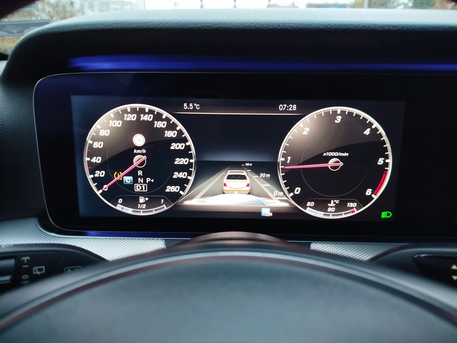 Mercedes-Benz E 220 2.2 cdi 4matik - изображение 8