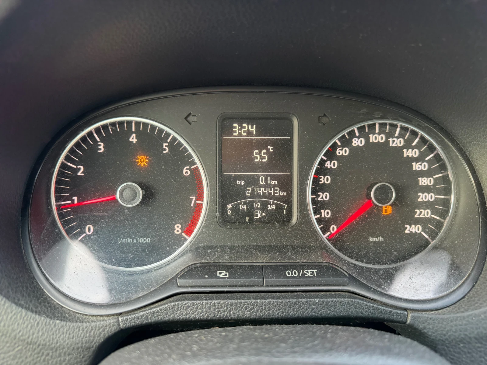 VW Polo 1.2i-70PS- 5  | Mobile.bg   13