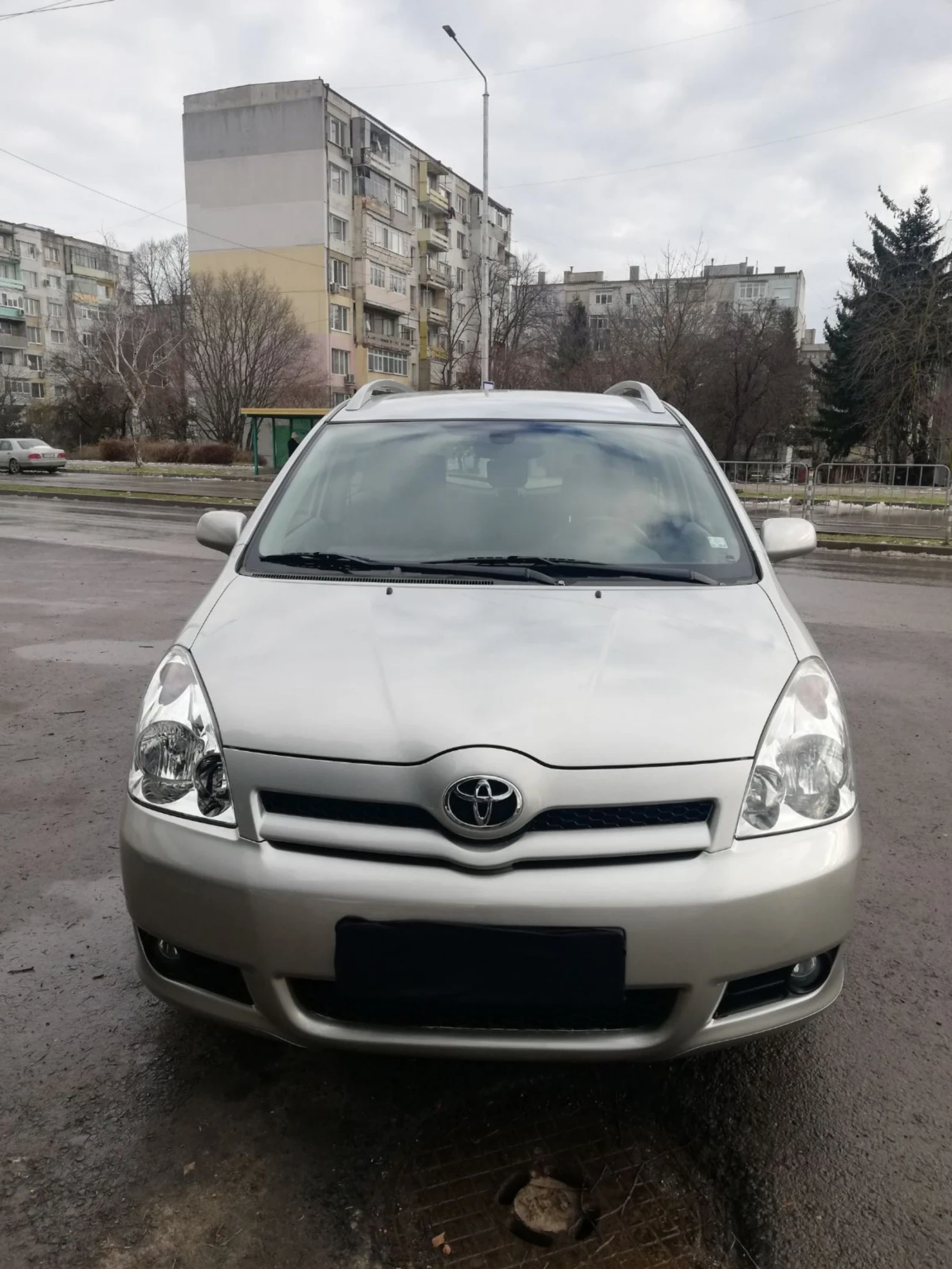Toyota Corolla verso  - изображение 3