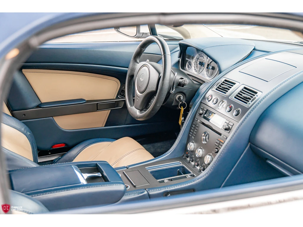 Aston Martin V8 Vantage Roadster ������ ���� �� ��! ���������� | Mobile.bg � ����������� 11