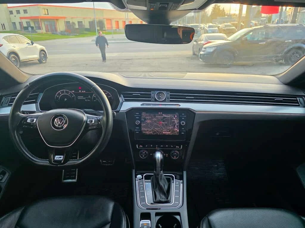 VW Arteon R Line/1 собственик/360/DYNAUDIO/МАСАЖ/КРАЙНА ЦЕНА, снимка 9 - Автомобили и джипове - 53953748