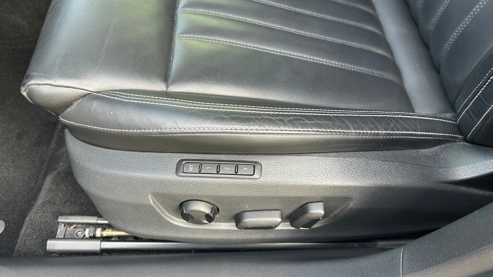 Skoda Superb 2.0 TDI Първи собственик от България, снимка 9 - Автомобили и джипове - 53976265