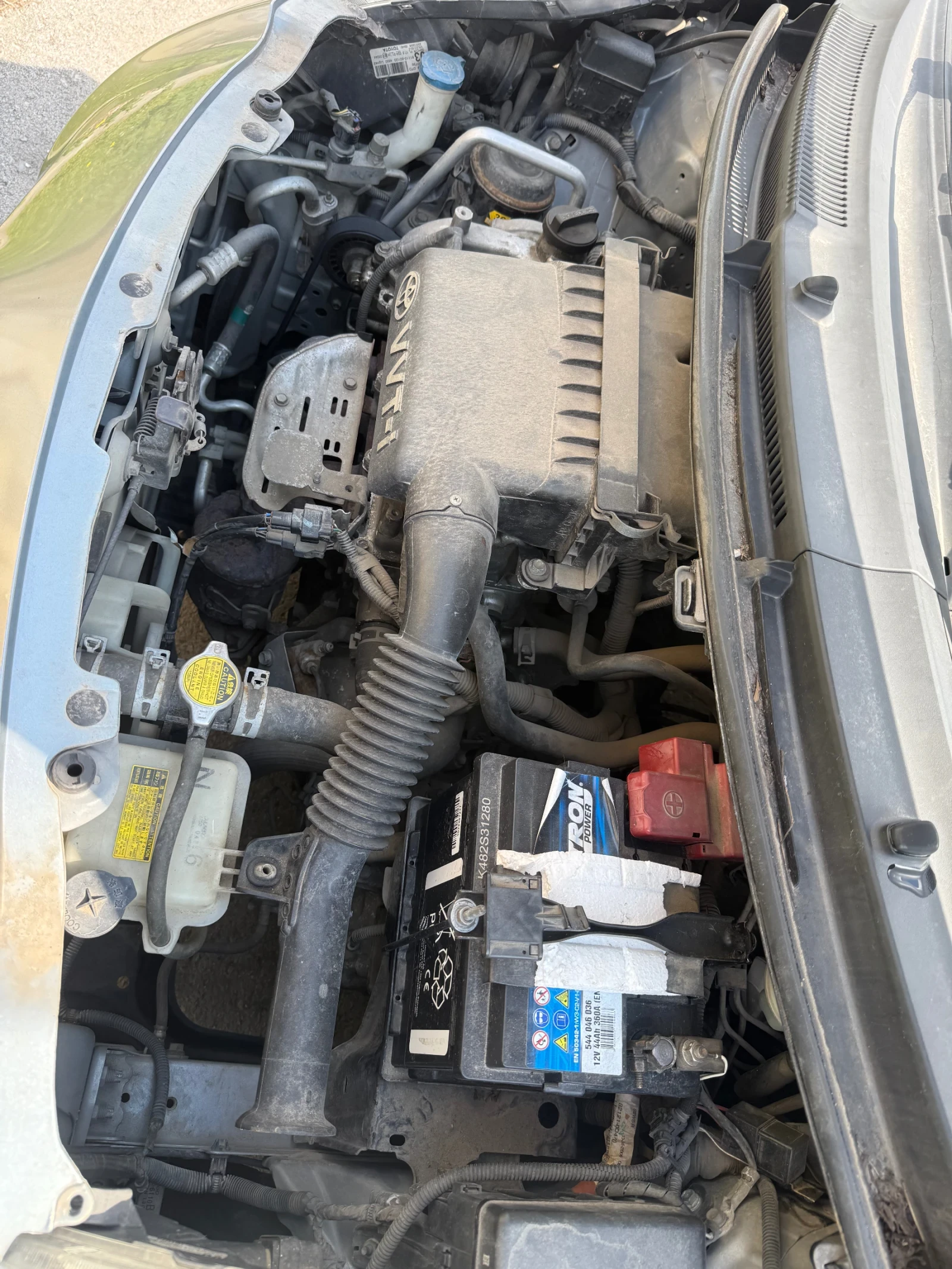 Toyota Yaris 1.3 VVT-i, снимка 9 - Автомобили и джипове - 54182607