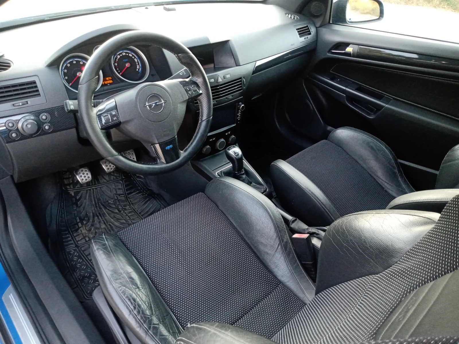 Opel Astra H OPC, снимка 9 - Автомобили и джипове - 54336322