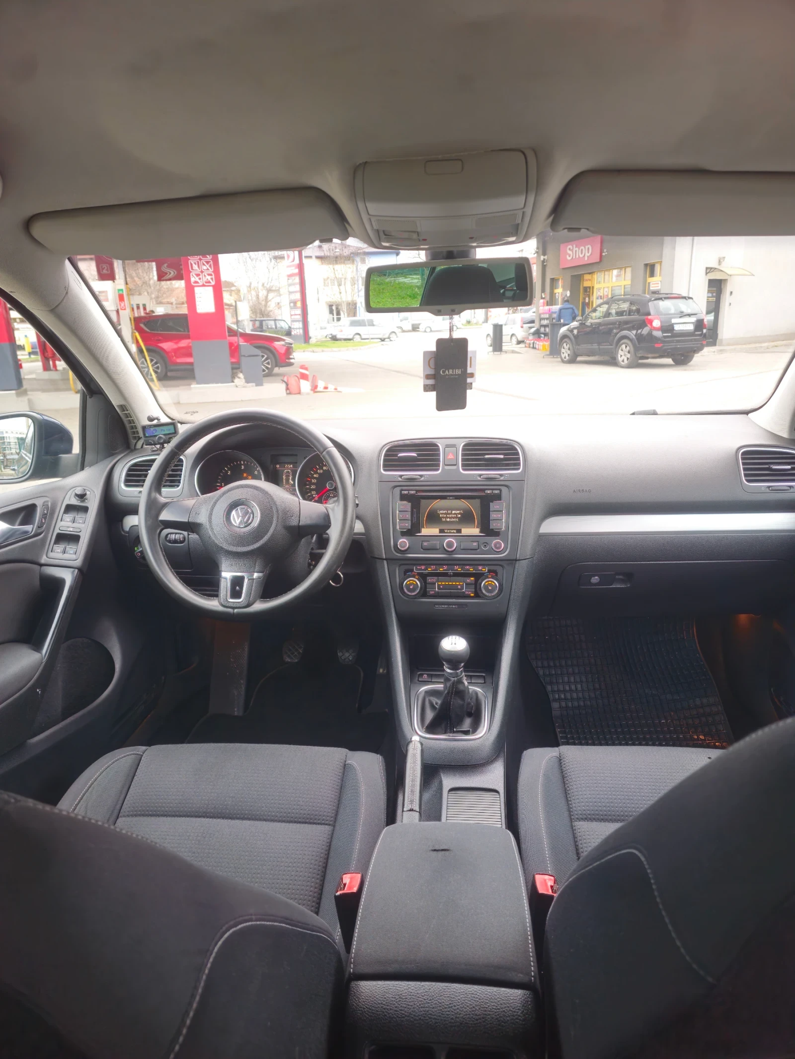 VW Golf 1.6TDI 105HP. 2012G., снимка 9 - Автомобили и джипове - 54501652