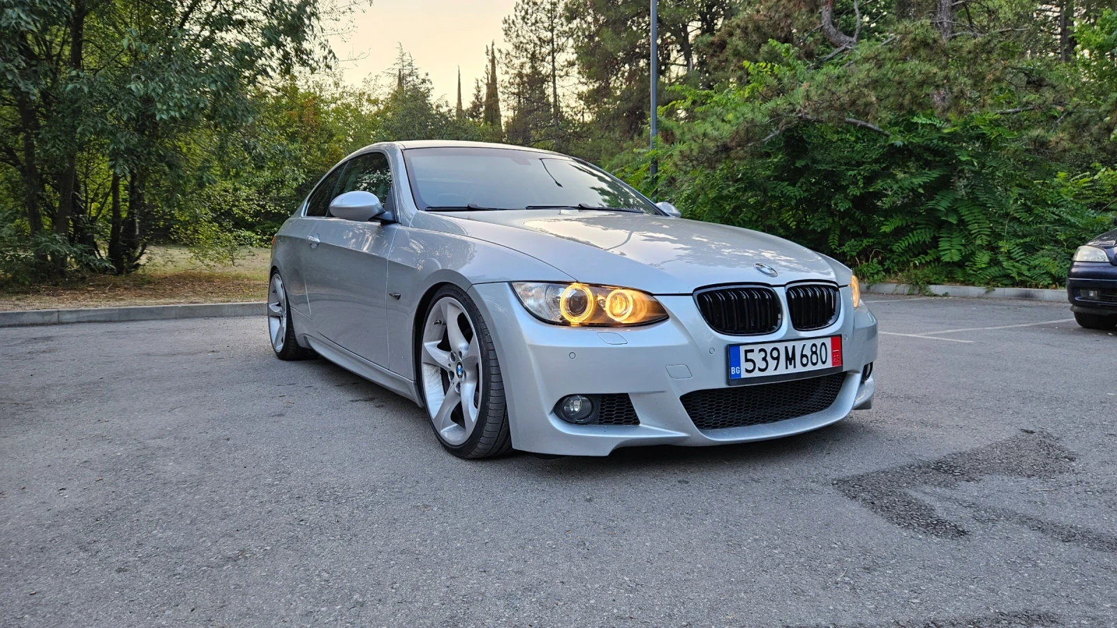 BMW 330 IX, снимка 2 - Автомобили и джипове - 55619398