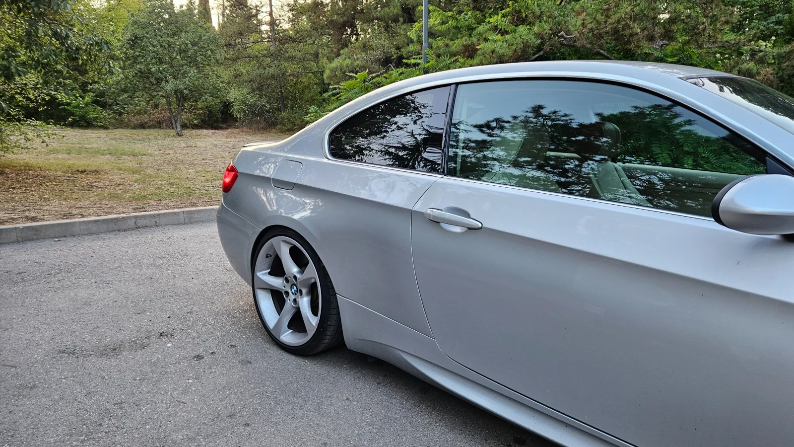 BMW 330 IX, снимка 6 - Автомобили и джипове - 55619398